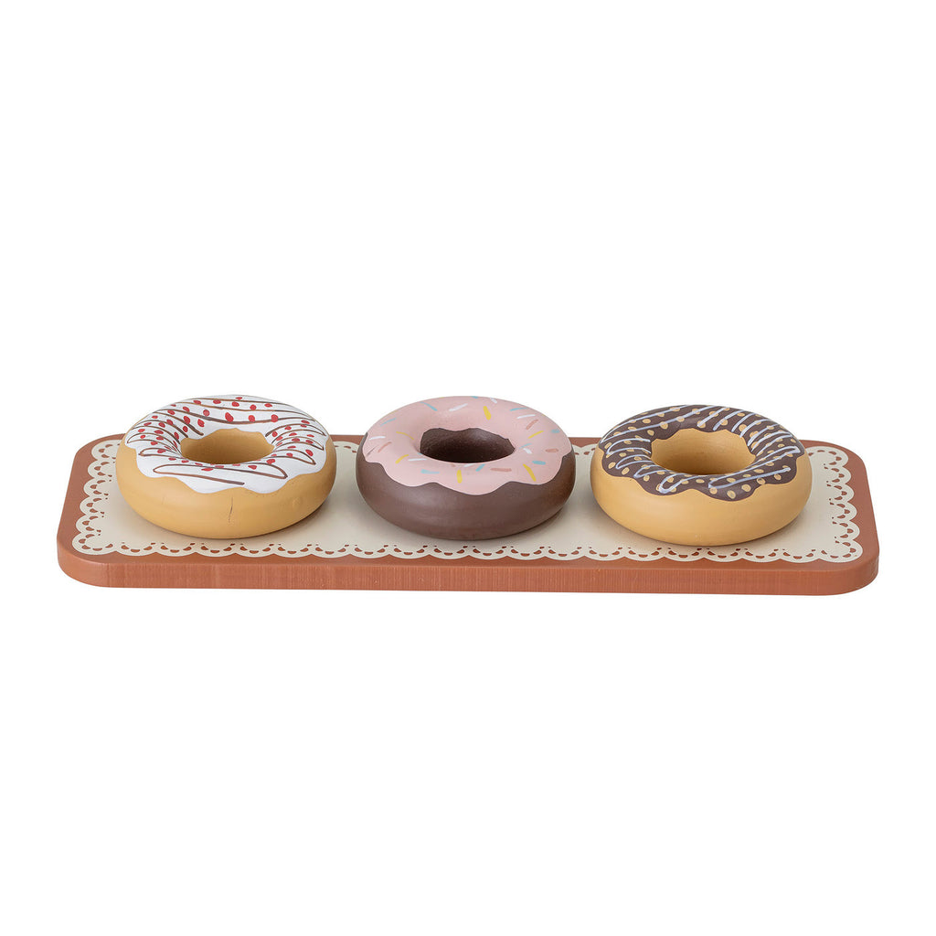 drei Mini Donuts auf Tablett in Holz